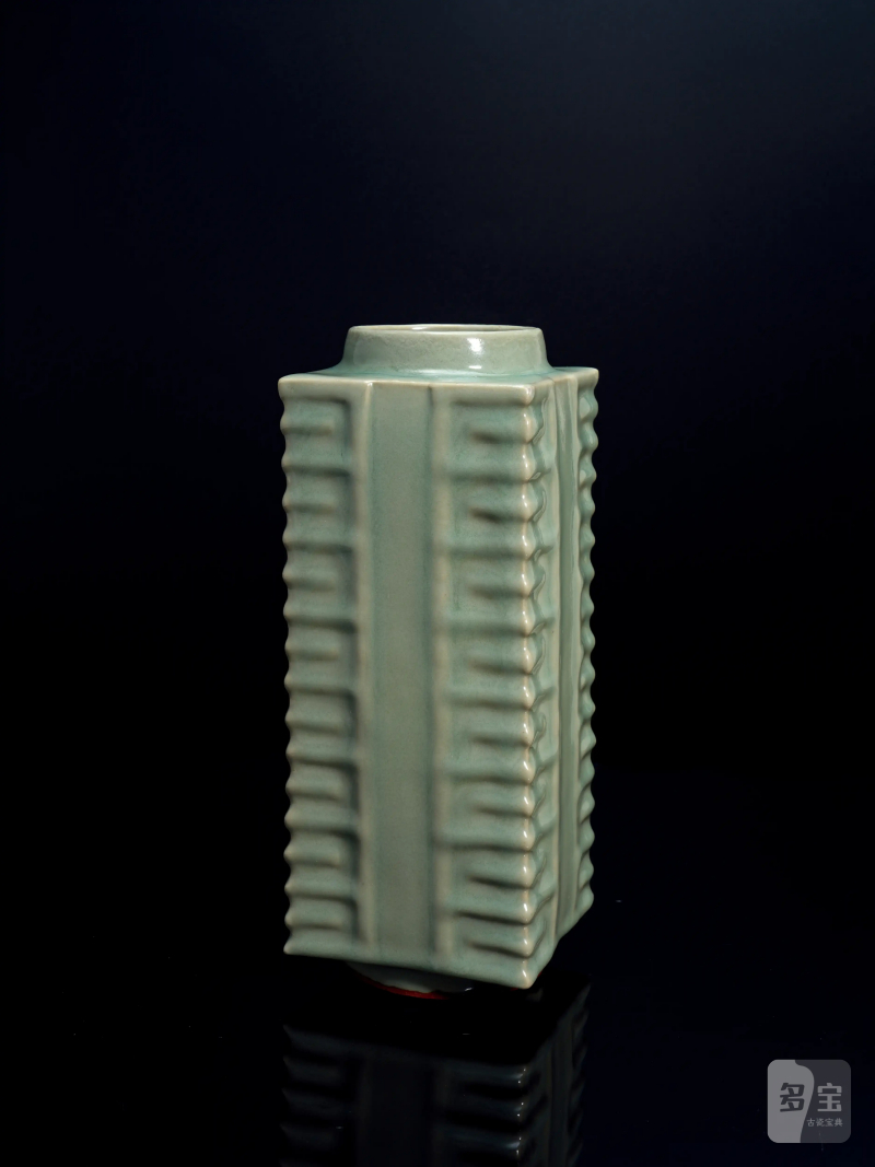 龙泉琮式瓶